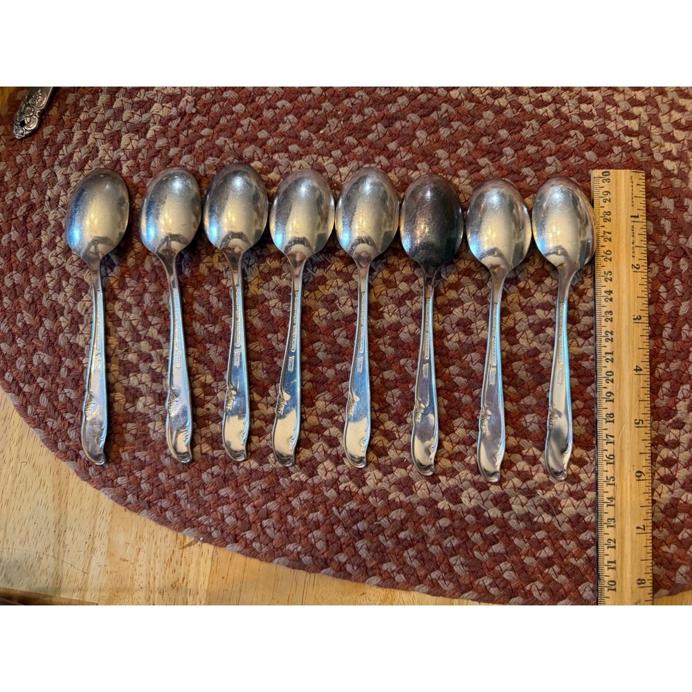 Wm Rogers Mfg‎ Co Teaspoons 8pc Set Silver 6in Good April Pattern Floral Vintage